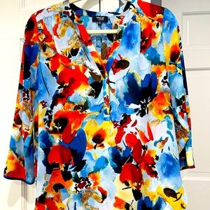 Ladies lightweight top